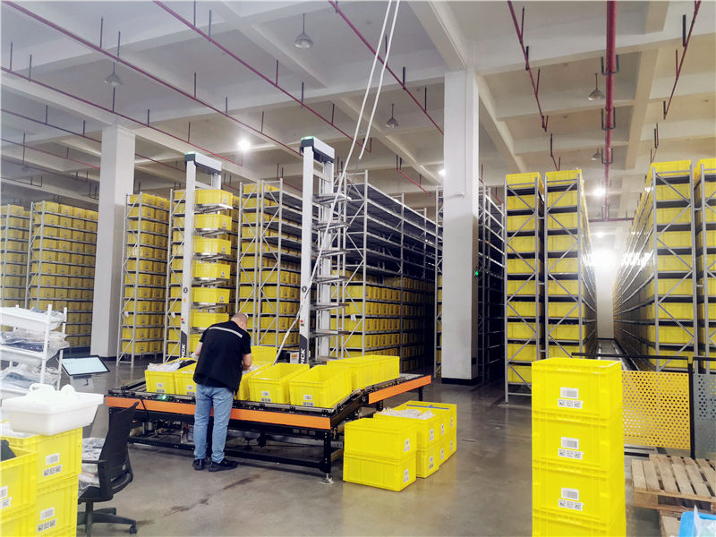 “智慧仓储”助快递复工火力全开!松江这家物流公司日均发货超过两万单休闲区蓝鸢梦想 - Www.slyday.coM “智慧仓储”助快递复工火力全开!松江这家物流公司日均发货超过两万单休闲区蓝鸢梦想 - Www.slyday.coM