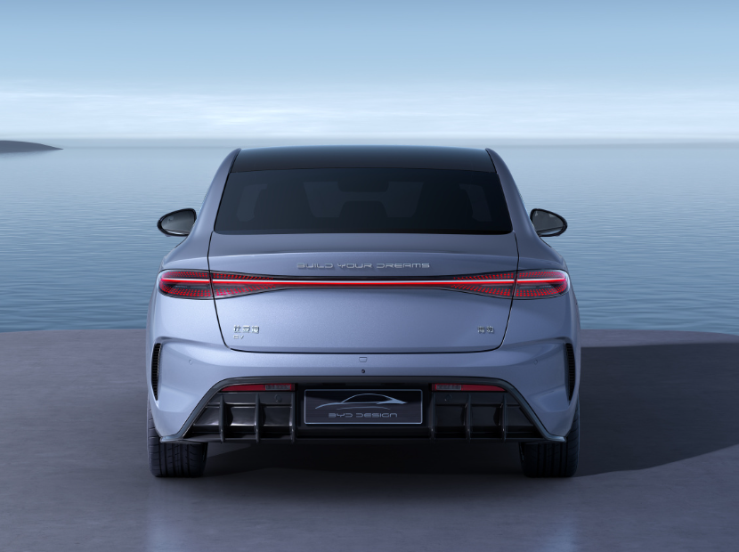 想硬刚特斯拉?这三款国产电动车真有这个能耐!