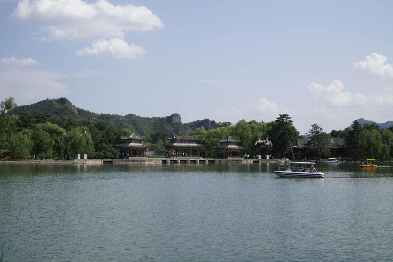 一座山庄半部清史承德避暑山庄