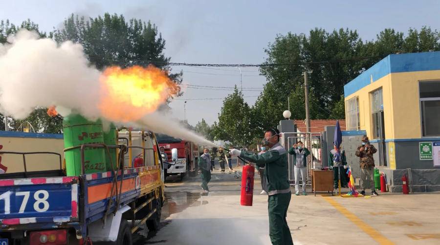 现场直击!来看液化气站的这场应急处置实战演练休闲区蓝鸢梦想 - Www.slyday.coM 现场直击!来看液化气站的这场应急处置实战演练休闲区蓝鸢梦想 - Www.slyday.coM