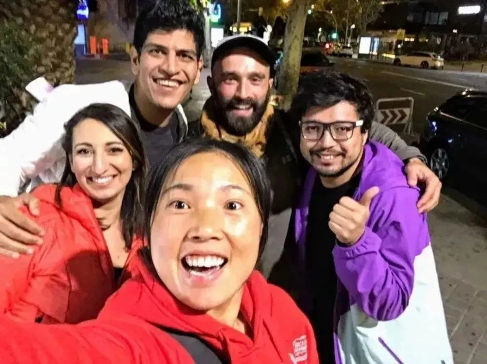 从月薪2300到年薪180万,那个初中辍学的深圳打工妹用11年走进了谷歌....休闲区蓝鸢梦想 - Www.slyday.coM 从月薪2300到年薪180万,那个初中辍学的深圳打工妹用11年走进了谷歌....休闲区蓝鸢梦想 - Www.slyday.coM