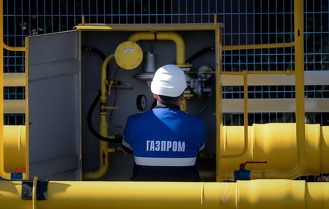 俄罗斯天然气工业股份公司工作人员 图源：塔斯社