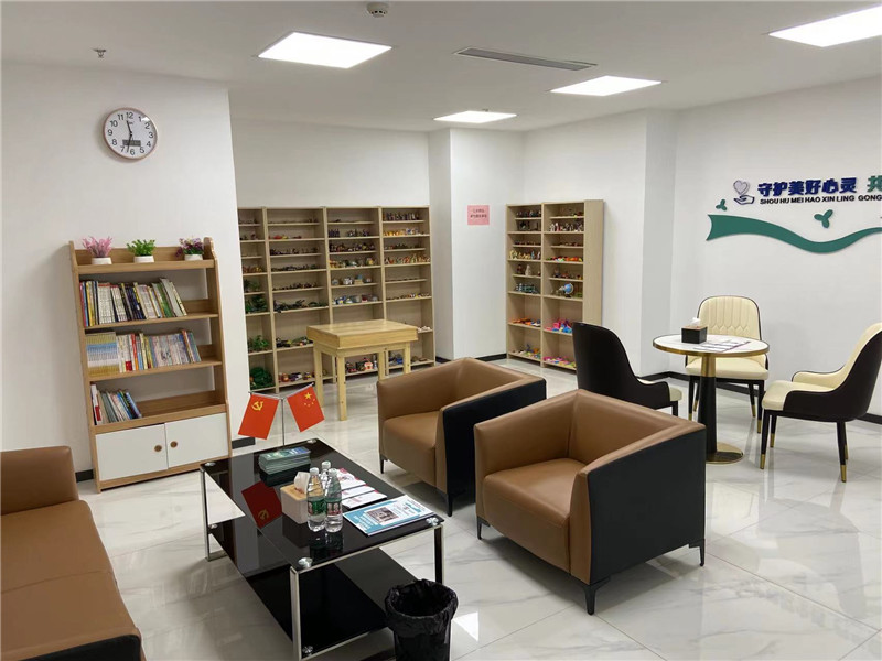 党员先锋,执证上岗!龙岗街道成立全市首家心理服务党员志愿者工作室休闲区蓝鸢梦想 - Www.slyday.coM 党员先锋,执证上岗!龙岗街道成立全市首家心理服务党员志愿者工作室休闲区蓝鸢梦想 - Www.slyday.coM