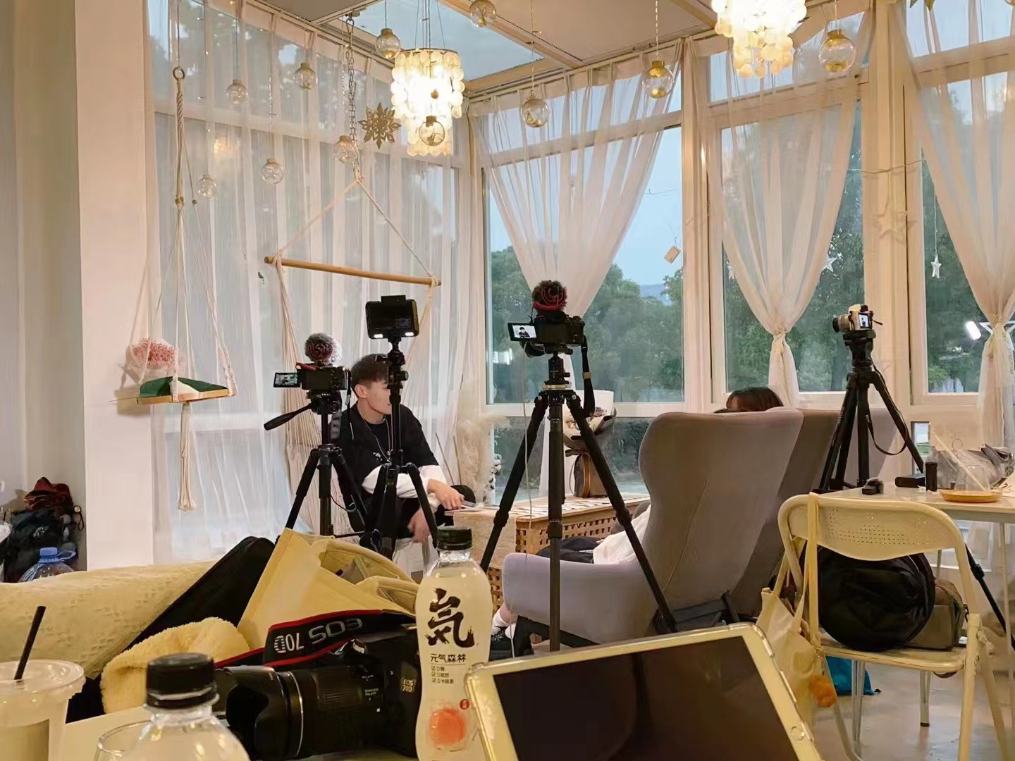 将恋爱综艺当做恋爱课!00后大学生热衷拍恋综:我的cp必须在一起休闲区蓝鸢梦想 - Www.slyday.coM 将恋爱综艺当做恋爱课!00后大学生热衷拍恋综:我的cp必须在一起休闲区蓝鸢梦想 - Www.slyday.coM