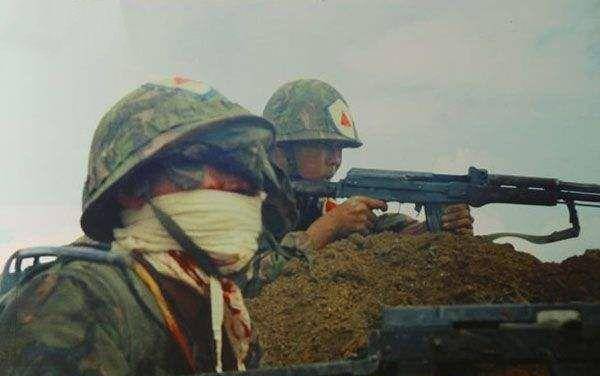 对越反击战：解放军打开一越南监狱，在场士兵看完倒吸一口凉气