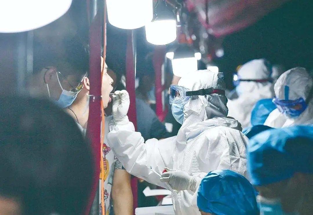 《凭栏一片风云起》:就是打着爱国主义来谈情说爱的烂片,不要看休闲区蓝鸢梦想 - Www.slyday.coM 《凭栏一片风云起》:就是打着爱国主义来谈情说爱的烂片,不要看休闲区蓝鸢梦想 - Www.slyday.coM