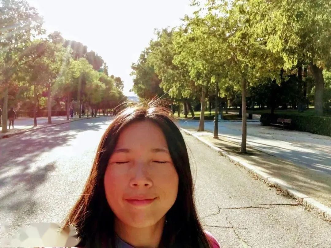 从月薪2300到年薪180万,那个流水线上的姑娘用11年时间走到了罗马休闲区蓝鸢梦想 - Www.slyday.coM 从月薪2300到年薪180万,那个流水线上的姑娘用11年时间走到了罗马休闲区蓝鸢梦想 - Www.slyday.coM