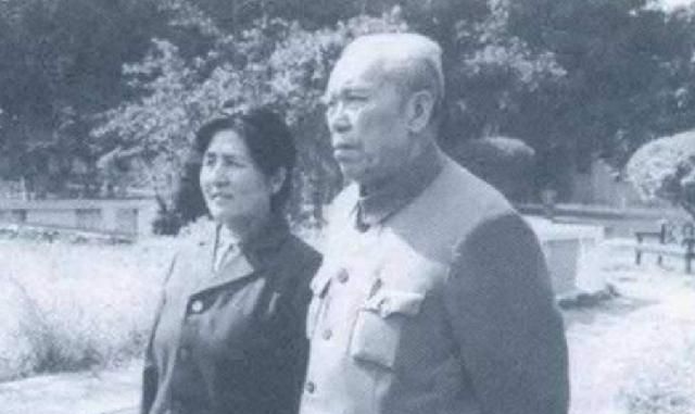 开国将军梁兴初:发妻因病去世,二婚妻子名字相似,至今