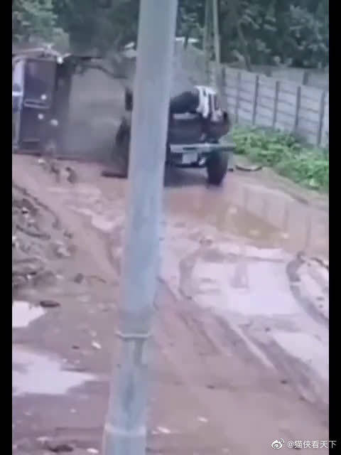 这是什么车，底盘这么稳