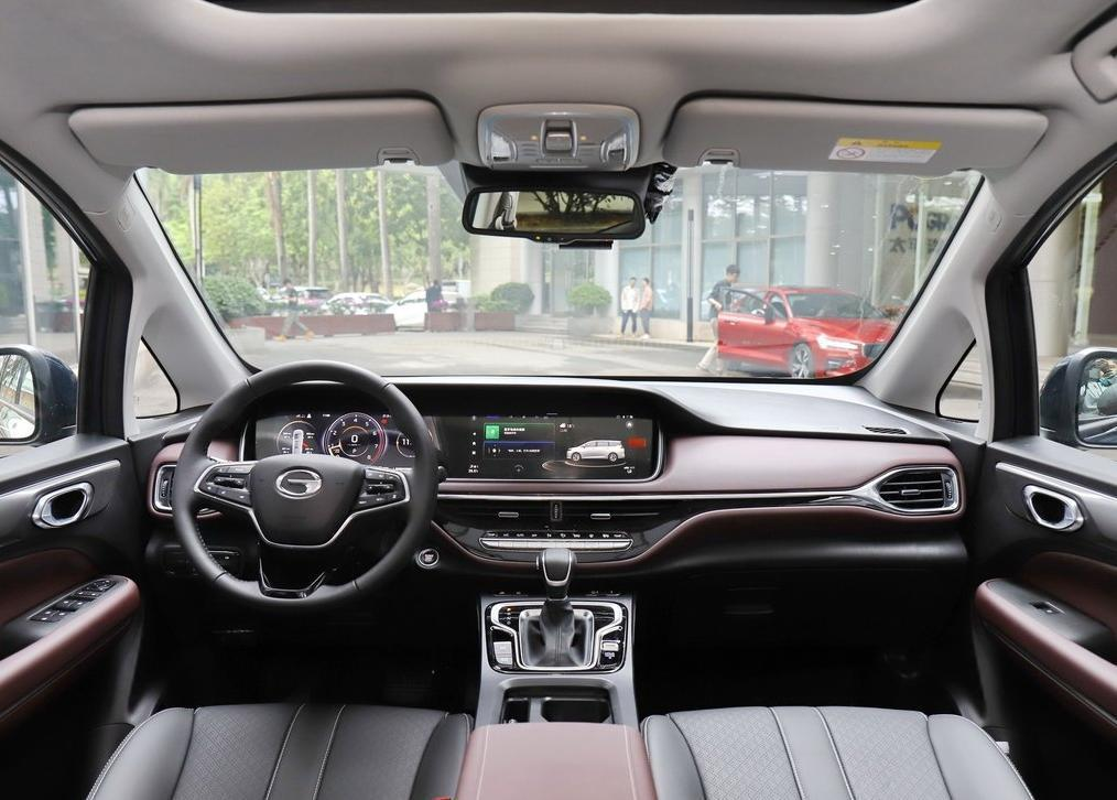 佳辰、途安L和传祺M6三车对比:价格更便宜,反而是更好的选择?