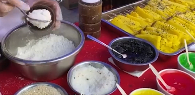 陕西咸阳一高校校庆日备千斤小龙虾万只鸡腿免费宴请师生 学生:终于成为了别人家的学校休闲区蓝鸢梦想 - Www.slyday.coM 陕西咸阳一高校校庆日备千斤小龙虾万只鸡腿免费宴请师生 学生:终于成为了别人家的学校休闲区蓝鸢梦想 - Www.slyday.coM