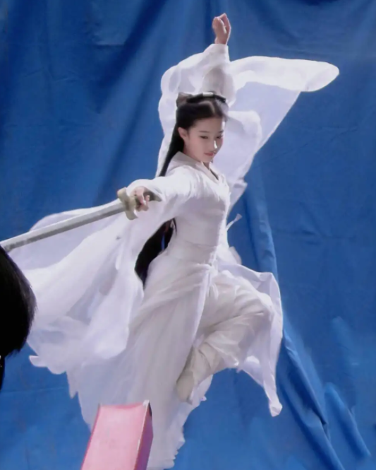 “慢镜头、转圈圈”的打戏盛行,武侠剧刀剑如梦的日子去哪儿了休闲区蓝鸢梦想 - Www.slyday.coM “慢镜头、转圈圈”的打戏盛行,武侠剧刀剑如梦的日子去哪儿了休闲区蓝鸢梦想 - Www.slyday.coM