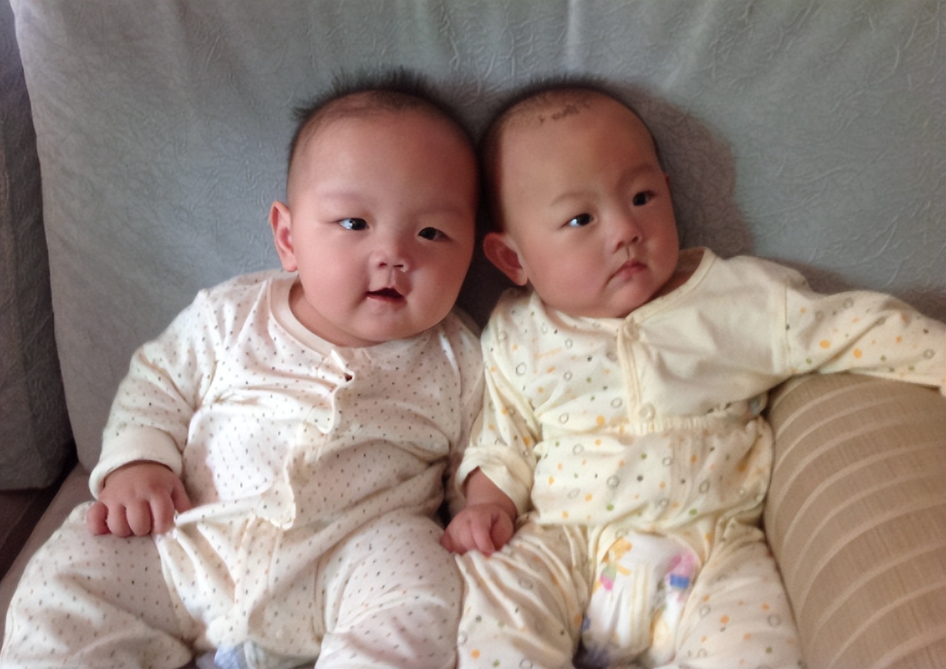 孕妇怀的是双胞胎男宝,生下来却是女宝,得知原因后,家人都懵了|李女士|双胞胎|性别_新浪新闻