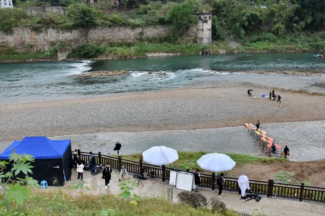 重慶三江影視拍攝基地拍攝現場(資料圖)。綦江區委宣傳部供圖