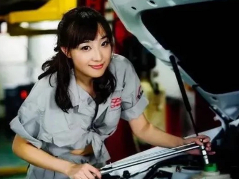 火花塞用了8万公里没什么异常，要更换吗？