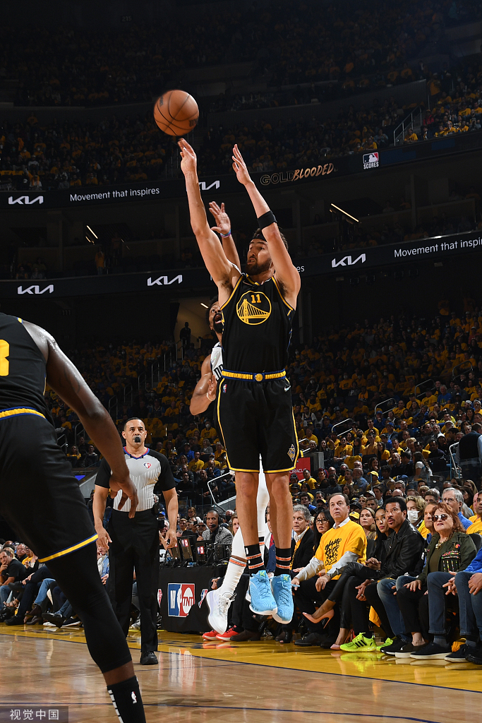 勇士重返总决赛,库里西决MVP!等了3年,“水花”回来了休闲区蓝鸢梦想 - Www.slyday.coM 勇士重返总决赛,库里西决MVP!等了3年,“水花”回来了休闲区蓝鸢梦想 - Www.slyday.coM