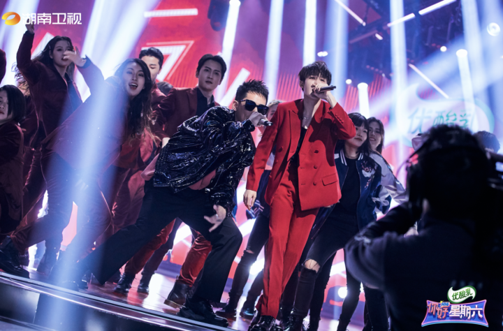 《你好,星期六》0713男团掀翻回忆杀!陈楚生苏醒王栎鑫张远陆虎组团来袭休闲区蓝鸢梦想 - Www.slyday.coM 《你好,星期六》0713男团掀翻回忆杀!陈楚生苏醒王栎鑫张远陆虎组团来袭休闲区蓝鸢梦想 - Www.slyday.coM