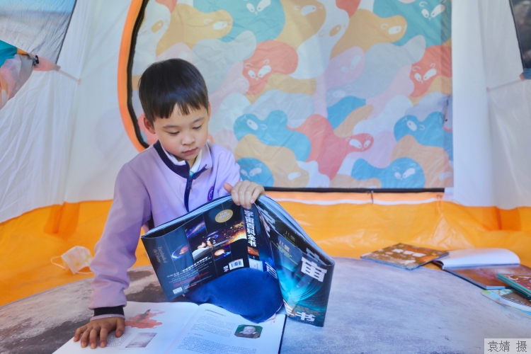 读书多语文成绩却不好?上海语文名师:家长该趁自己有“话语权”时抓住孩子这三个“窗口期”休闲区蓝鸢梦想 - Www.slyday.coM 读书多语文成绩却不好?上海语文名师:家长该趁自己有“话语权”时抓住孩子这三个“窗口期”休闲区蓝鸢梦想 - Www.slyday.coM