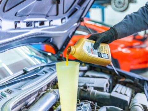 汽车保养的N种油，别再傻傻分不清了