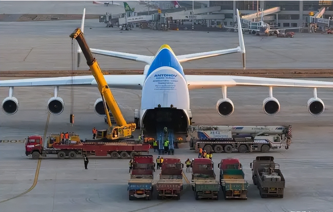 起飞重量和自身重量 25bb-becbf9516bef8c9ebca2393ccc9baff5.jpg