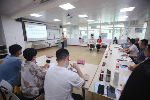 广州市交通技师学院：举办网络营销与直播技术专业实践专家访谈会