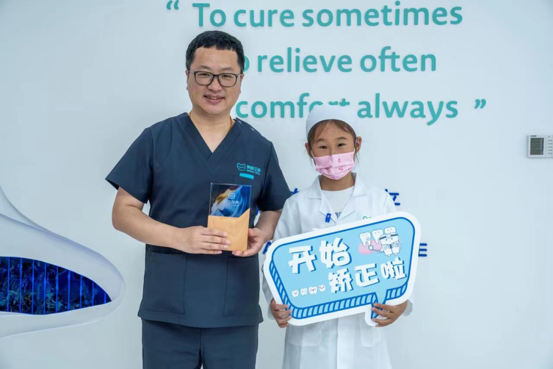 你会刷牙吗?这个年龄段孩子几乎没有能正确刷牙的……休闲区蓝鸢梦想 - Www.slyday.coM 你会刷牙吗?这个年龄段孩子几乎没有能正确刷牙的……休闲区蓝鸢梦想 - Www.slyday.coM