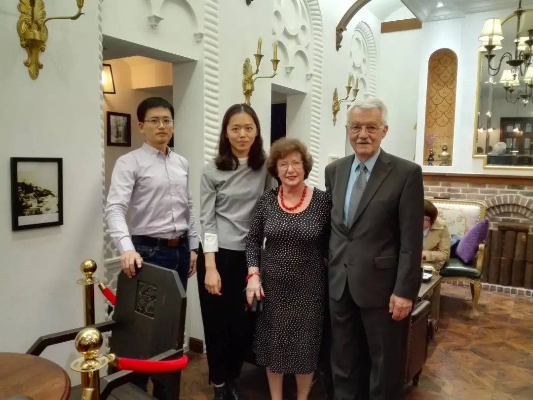 前上海犹太难民索尼娅获得“丝路友好使者”称号休闲区蓝鸢梦想 - Www.slyday.coM 前上海犹太难民索尼娅获得“丝路友好使者”称号休闲区蓝鸢梦想 - Www.slyday.coM