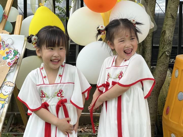 唱歌、跳舞、讲故事、演奏……河庄幼儿园的娃们秀才艺庆六一休闲区蓝鸢梦想 - Www.slyday.coM 唱歌、跳舞、讲故事、演奏……河庄幼儿园的娃们秀才艺庆六一休闲区蓝鸢梦想 - Www.slyday.coM