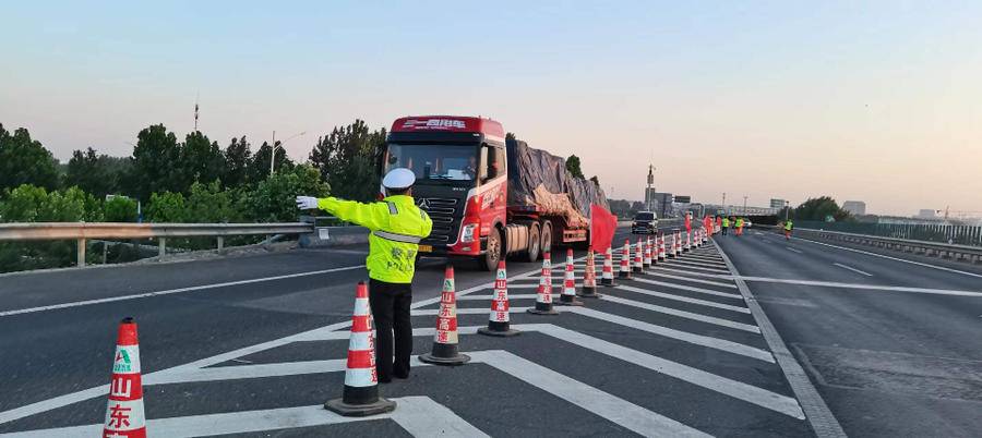 端午节假期沈海高速不免费，交警给您支招如何安全行车