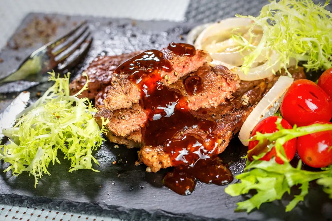 常吃的这种肉竟是胶水粘的?再便宜也不要买,品质差,营养低,别再掉坑了~休闲区蓝鸢梦想 - Www.slyday.coM 常吃的这种肉竟是胶水粘的?再便宜也不要买,品质差,营养低,别再掉坑了~休闲区蓝鸢梦想 - Www.slyday.coM