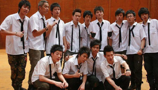 张颖颖遭同学爆料?老快男将上披哥2?改名女星删掉的是金主的姓?花田错男歌手再当爹?休闲区蓝鸢梦想 - Www.slyday.coM 张颖颖遭同学爆料?老快男将上披哥2?改名女星删掉的是金主的姓?花田错男歌手再当爹?休闲区蓝鸢梦想 - Www.slyday.coM