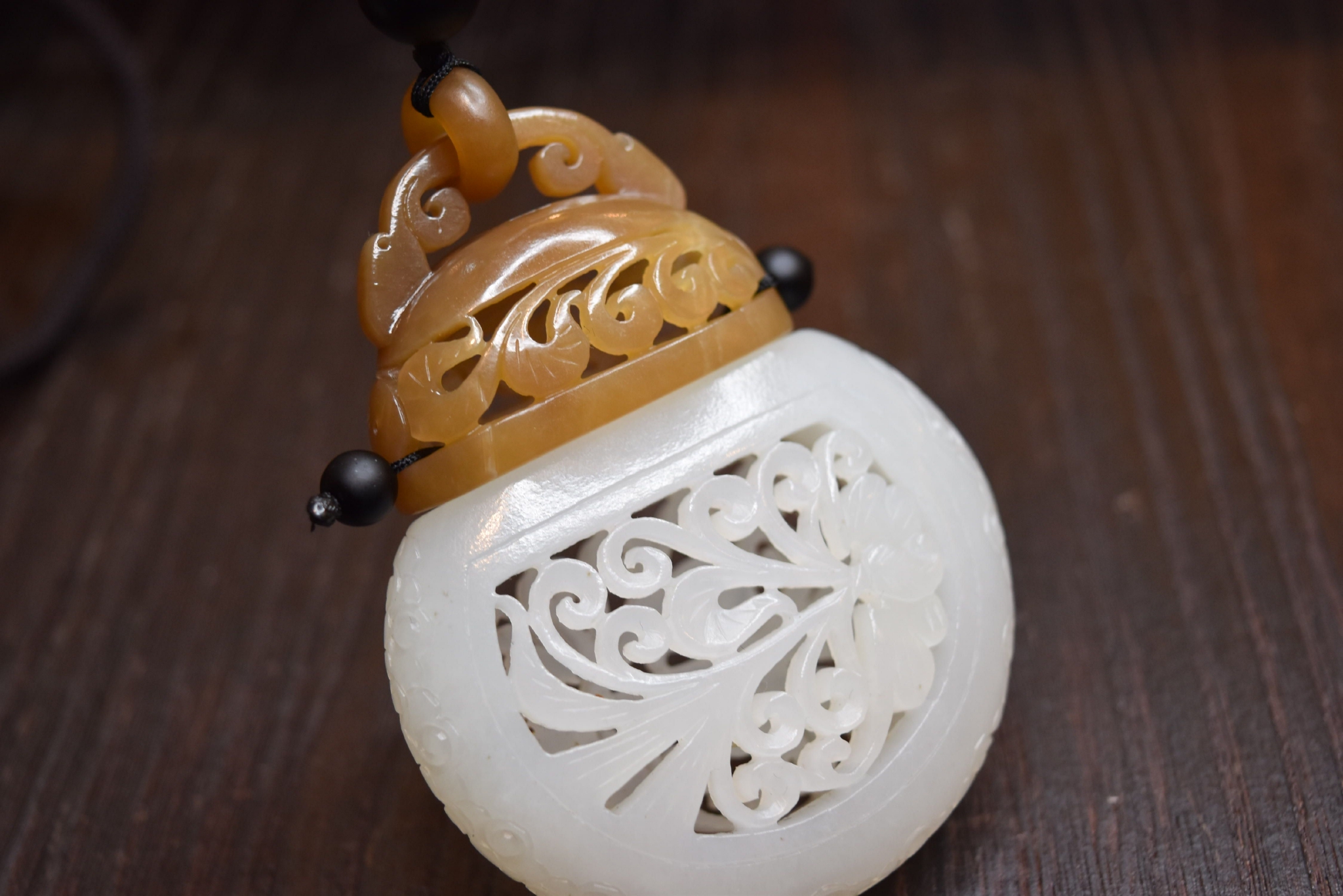 别再被忽悠！网上和田玉为何这么便宜？真相在这里