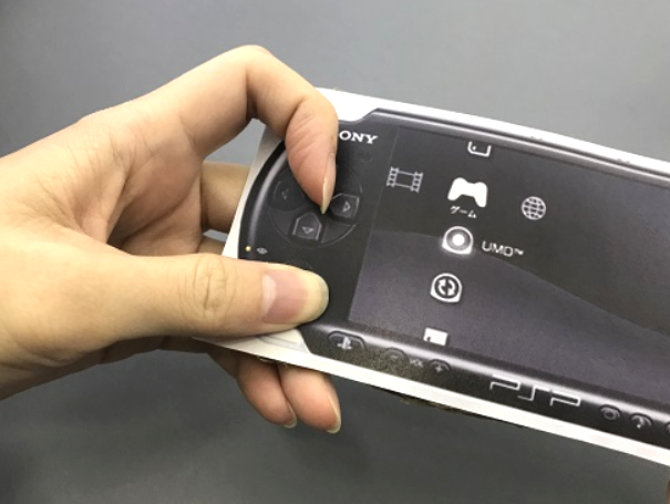 究竟有多少种“反人类”的手柄握法?休闲区蓝鸢梦想 - Www.slyday.coM 究竟有多少种“反人类”的手柄握法?休闲区蓝鸢梦想 - Www.slyday.coM