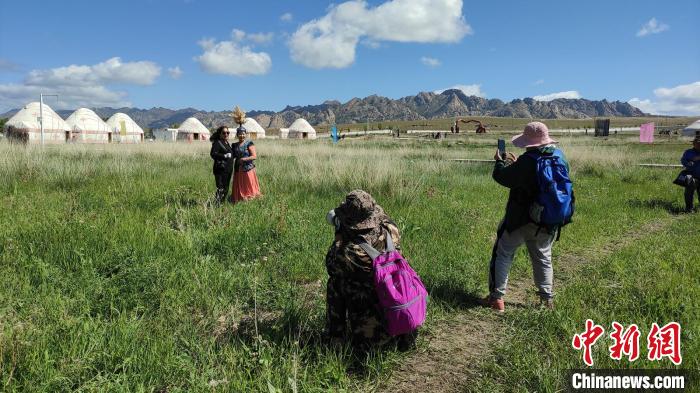 新疆福海百万阿勒泰羊牧场文化旅游节启幕(图3)