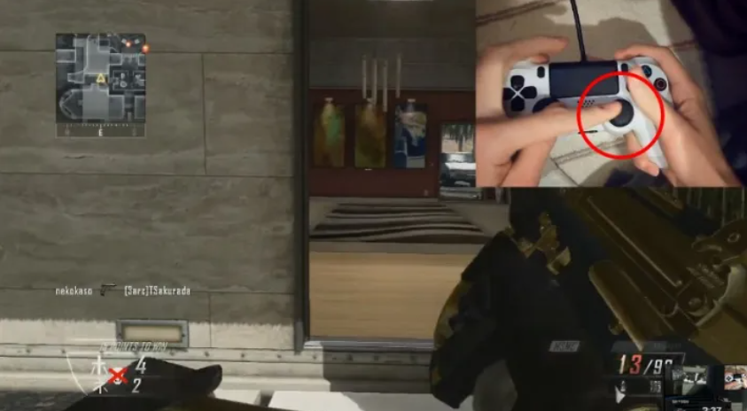 究竟有多少种“反人类”的手柄握法?休闲区蓝鸢梦想 - Www.slyday.coM 究竟有多少种“反人类”的手柄握法?休闲区蓝鸢梦想 - Www.slyday.coM