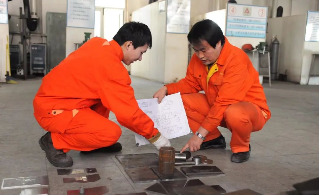 21岁获国际大奖,23岁被总书记接见,菜农的孩子如何逆袭?休闲区蓝鸢梦想 - Www.slyday.coM 21岁获国际大奖,23岁被总书记接见,菜农的孩子如何逆袭?休闲区蓝鸢梦想 - Www.slyday.coM