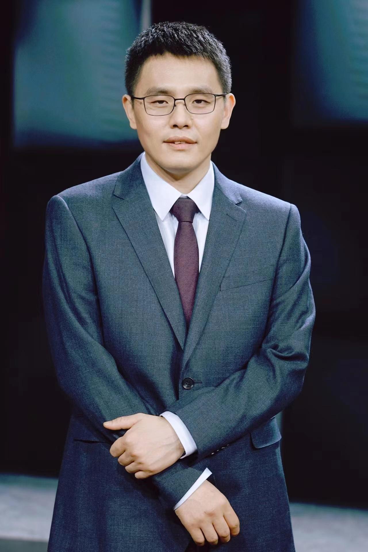 中国政法大学未成年人事务治理与法律研究基地副主任、家庭教育立法专家顾问苑宁宁。受访者供图