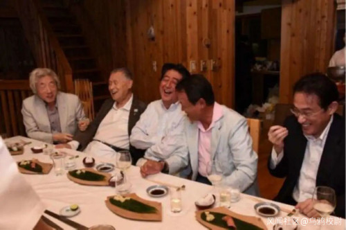 卫健委副主任被抓了,中国旋转门要塌了?休闲区蓝鸢梦想 - Www.slyday.coM 卫健委副主任被抓了,中国旋转门要塌了?休闲区蓝鸢梦想 - Www.slyday.coM