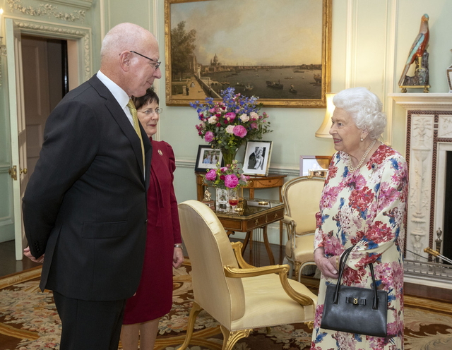 英国女王登基70周年,成员国欲“叛变”,澳总督称要建立共和国