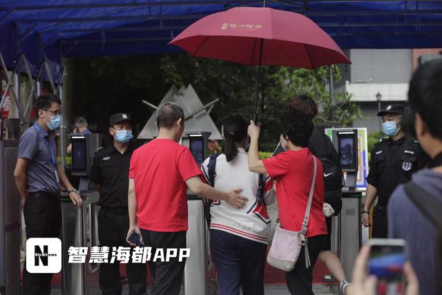 直击福建高考休闲区蓝鸢梦想 - Www.slyday.coM 直击福建高考休闲区蓝鸢梦想 - Www.slyday.coM