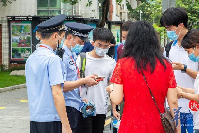 快速办证、铁骑送考……赶考路上,警察叔叔为同学们护航休闲区蓝鸢梦想 - Www.slyday.coM 快速办证、铁骑送考……赶考路上,警察叔叔为同学们护航休闲区蓝鸢梦想 - Www.slyday.coM