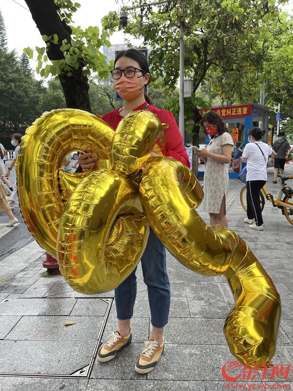 【图集+视频】广东70.2万学子赶赴高考,直击第一现场!休闲区蓝鸢梦想 - Www.slyday.coM 【图集+视频】广东70.2万学子赶赴高考,直击第一现场!休闲区蓝鸢梦想 - Www.slyday.coM