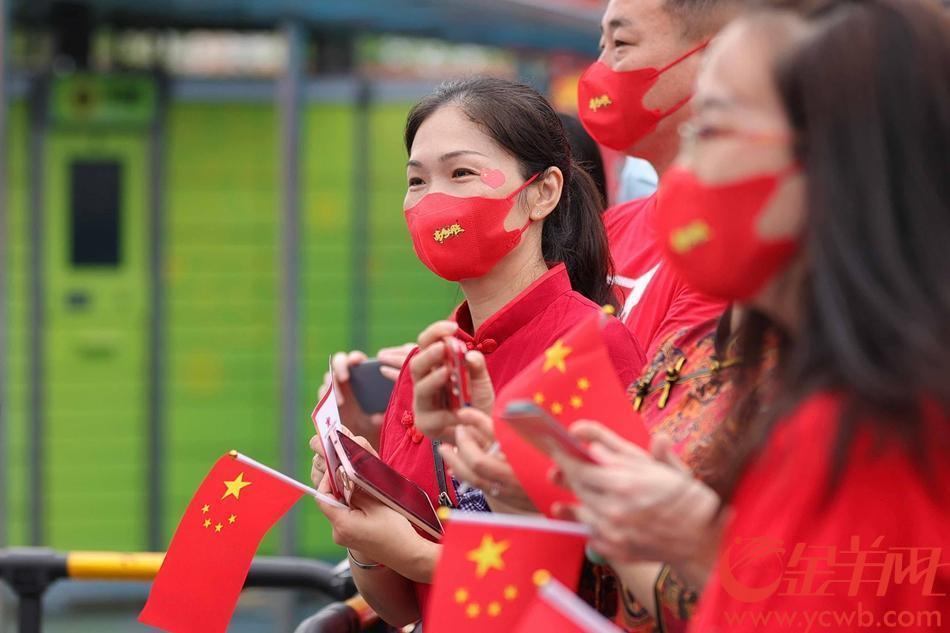 【图集+视频】广东70.2万学子赶赴高考,直击第一现场!休闲区蓝鸢梦想 - Www.slyday.coM 【图集+视频】广东70.2万学子赶赴高考,直击第一现场!休闲区蓝鸢梦想 - Www.slyday.coM