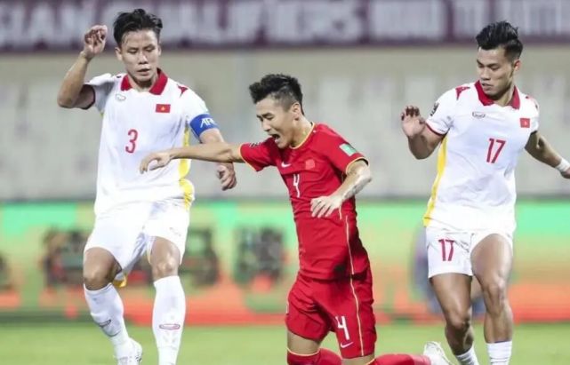 越南媒体：我们办亚洲杯，让中国足协来掏钱！球迷还讨厌归化吗？