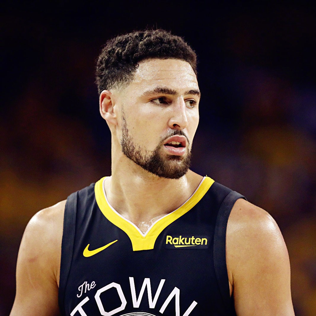 汤普森外线火力全开命中9记三分 博格巴复出首战贡献关键防守