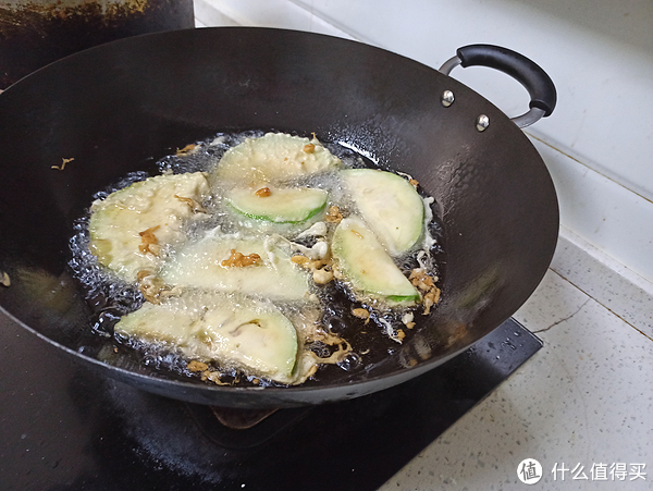 这个618,你上白菜价买白菜了吗?我买的白菜和茄子,做本地的传统美食,好吃的炸茄夹。休闲区蓝鸢梦想 - Www.slyday.coM 这个618,你上白菜价买白菜了吗?我买的白菜和茄子,做本地的传统美食,好吃的炸茄夹。休闲区蓝鸢梦想 - Www.slyday.coM