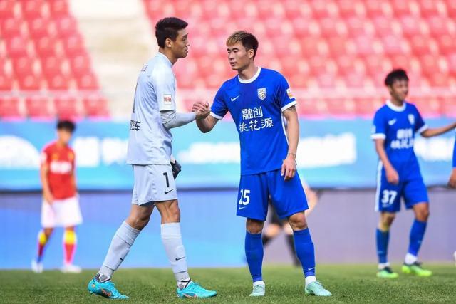 火力全开!送八冠王六球惨败,谁还敢小看升班马武汉三镇?休闲区蓝鸢梦想 - Www.slyday.coM 火力全开!送八冠王六球惨败,谁还敢小看升班马武汉三镇?休闲区蓝鸢梦想 - Www.slyday.coM