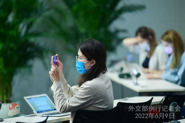 外交部就美新一轮对台军售等答问休闲区蓝鸢梦想 - Www.slyday.coM 外交部就美新一轮对台军售等答问休闲区蓝鸢梦想 - Www.slyday.coM