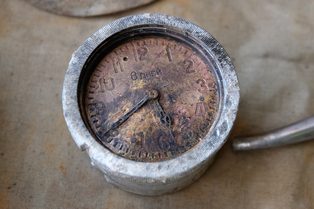 77年前一飞行员失踪,发现时胸口有22毫米大洞,配枪像新的一样休闲区蓝鸢梦想 - Www.slyday.coM 77年前一飞行员失踪,发现时胸口有22毫米大洞,配枪像新的一样休闲区蓝鸢梦想 - Www.slyday.coM