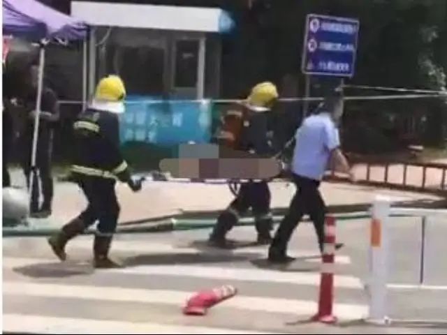 临平火灾救援最新情况公布:现场已搜救出8名伤员,初步判断为施工过程操作不当休闲区蓝鸢梦想 - Www.slyday.coM 临平火灾救援最新情况公布:现场已搜救出8名伤员,初步判断为施工过程操作不当休闲区蓝鸢梦想 - Www.slyday.coM